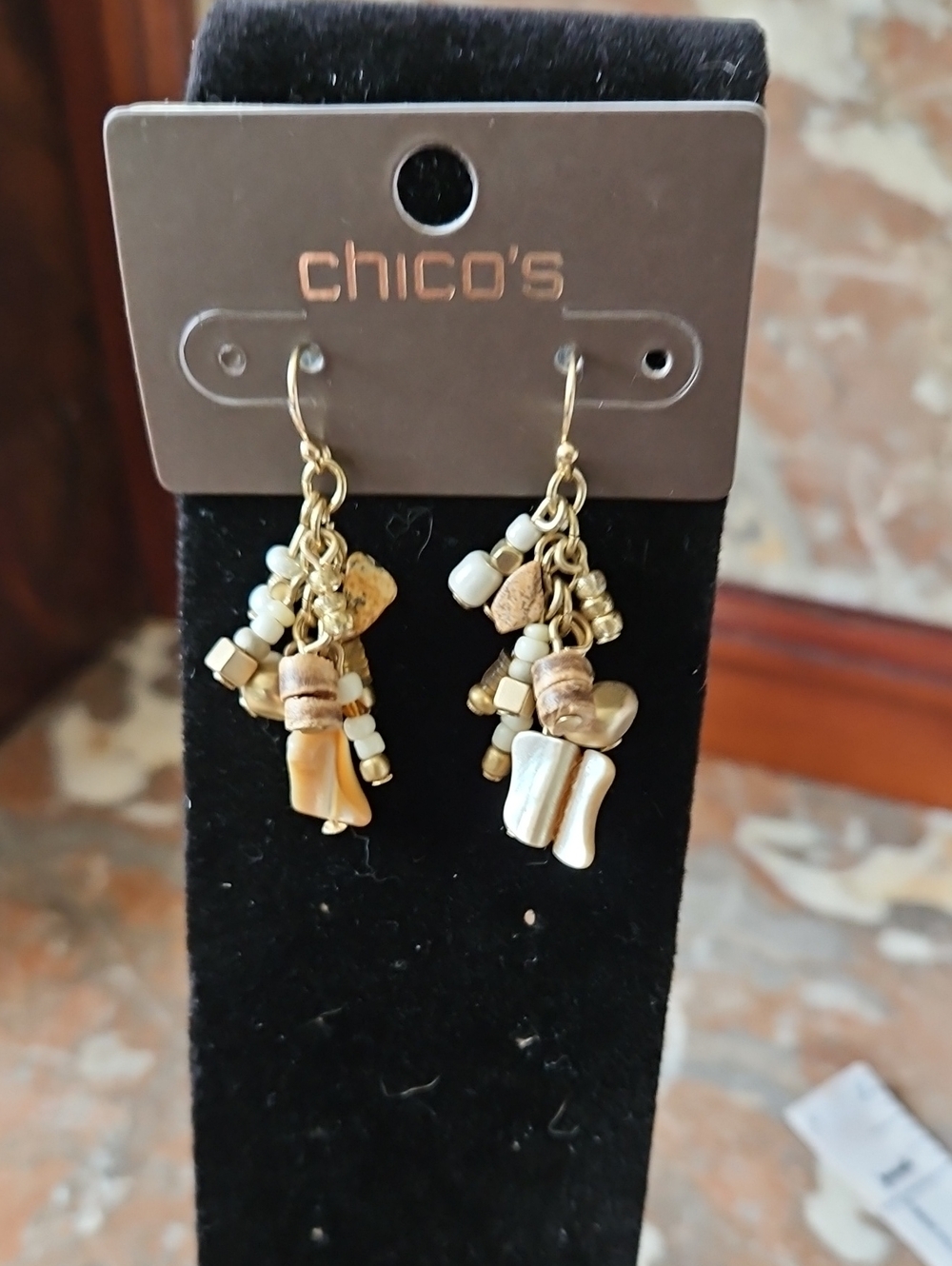 NWT Chico's Anabel Cluster Earrings